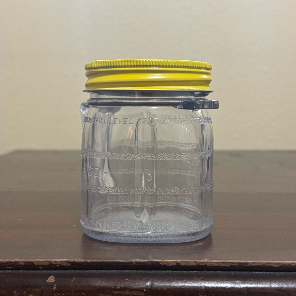 Vintage Osterizer Plastic Mini-Blend Container Jar Blend & Store 8oz Yellow Lid